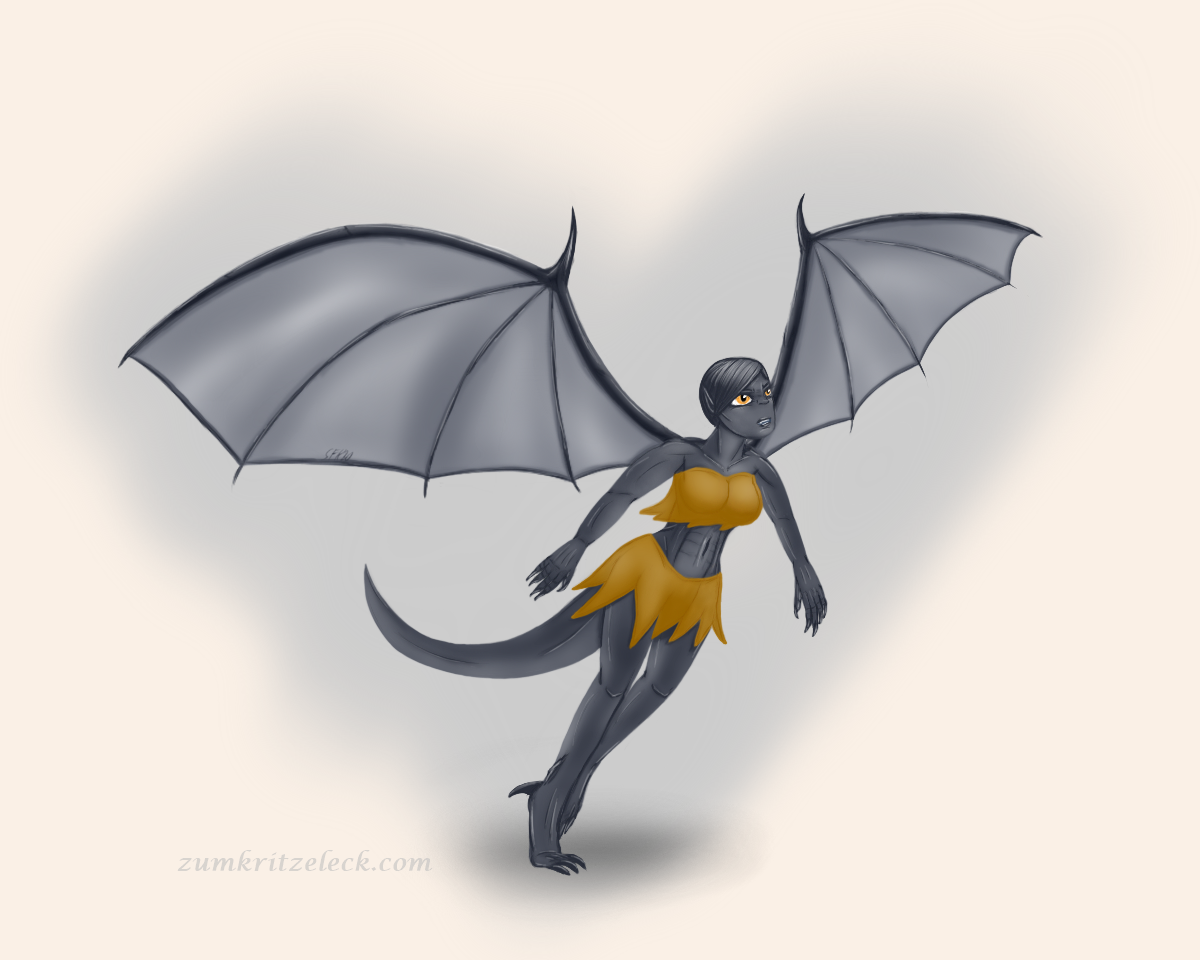 Digitalzeichnung, Comicstil, Ganzkörperdarstellung: Ein weiblicher Gargoyle, ein Mischwesen mit Menschenkörper, Fledermausflügeln, Reptilienschwanz, mit Klauen an Händen und Füßen. Sie hat spitze Ohren, gelborangene Augen, kurze Haare im glatten Scheitel nach rechts. Haut und Haare sind graublau, die Haare etwas dunkler, beides schwach glänzend wie Stein. Sie befindet sich im Start, von links nach rechts durchs Bild laufend, Muskeln gut zu erkennen, Schwingen zum Flug ausgebreitet, ihr linkes Bein bereits gehoben, mit ihrem rechten stößt sie sich von einem nur angedeuteten Untergrund ab. Der Blick ist nach oben rechts im Bild gerichtet, die Augenbrauen sind zusammengezogen, die Nase gerümpft, der Mund leicht geöffnet, Zähne zeigend. Ihre Kleidung besteht aus einem bauchfreien, zerfransten Oberteil und einem ebenso zerfransten Hüftrock, beides besteht aus hellbraunem Stoff und bewegt sich entgegen der Laufrichtung. Unterlegt ist die Gargoyle von einem schwach hellgrauen Hintergrund.